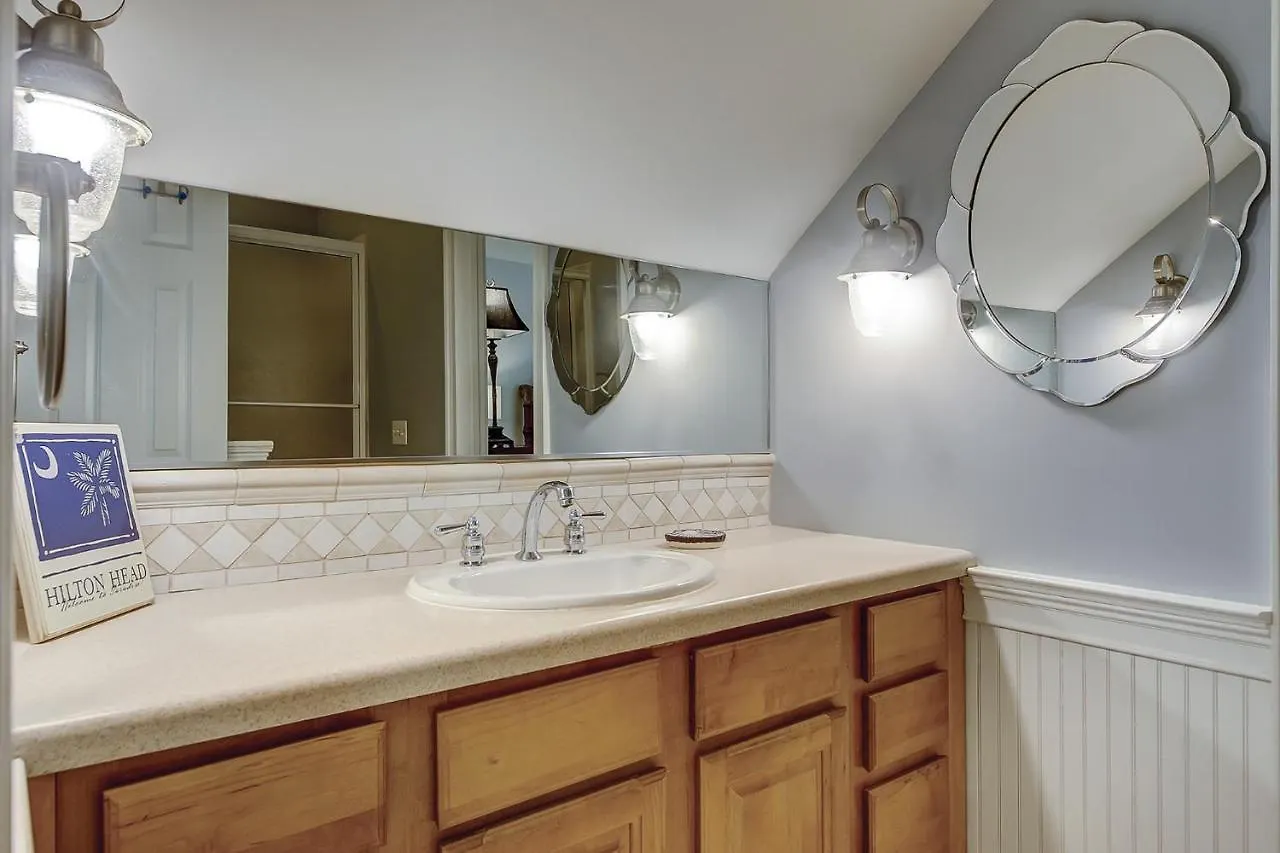 24 Red Maple Holiday home