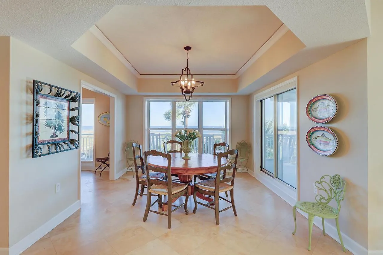 6109 Hampton Place *