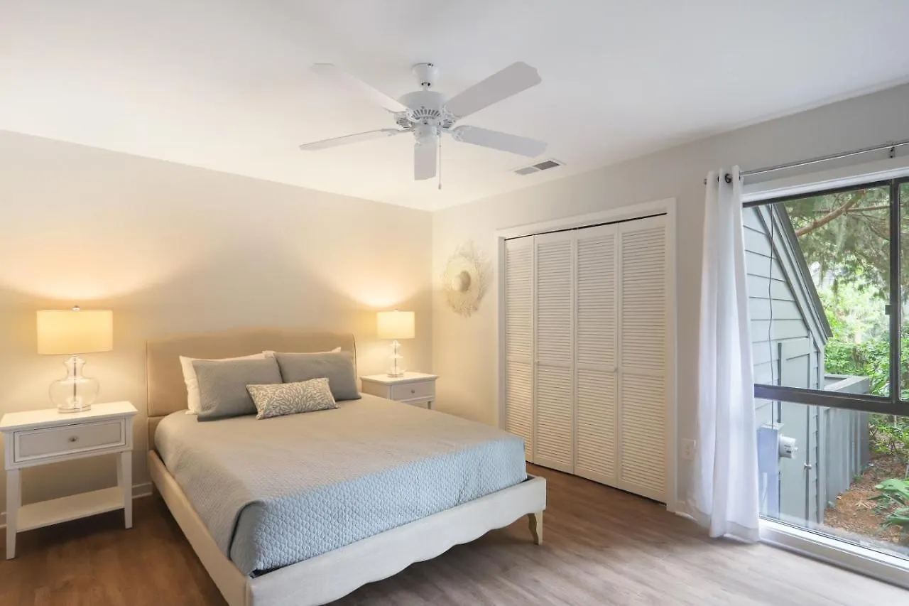 216 Turnberry Village