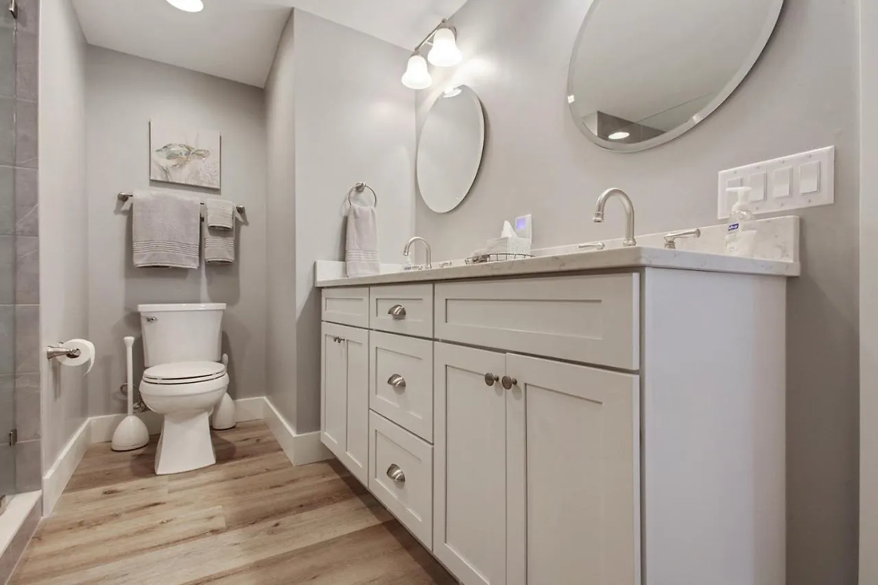 229 Turnberry Village