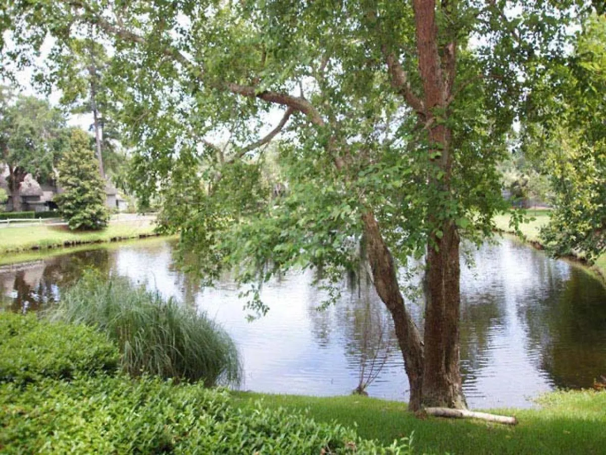 916 Inverness * Hilton Head Island