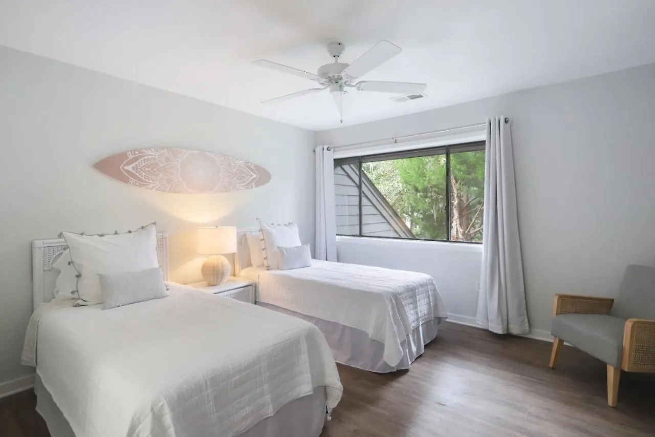216 Turnberry Village
