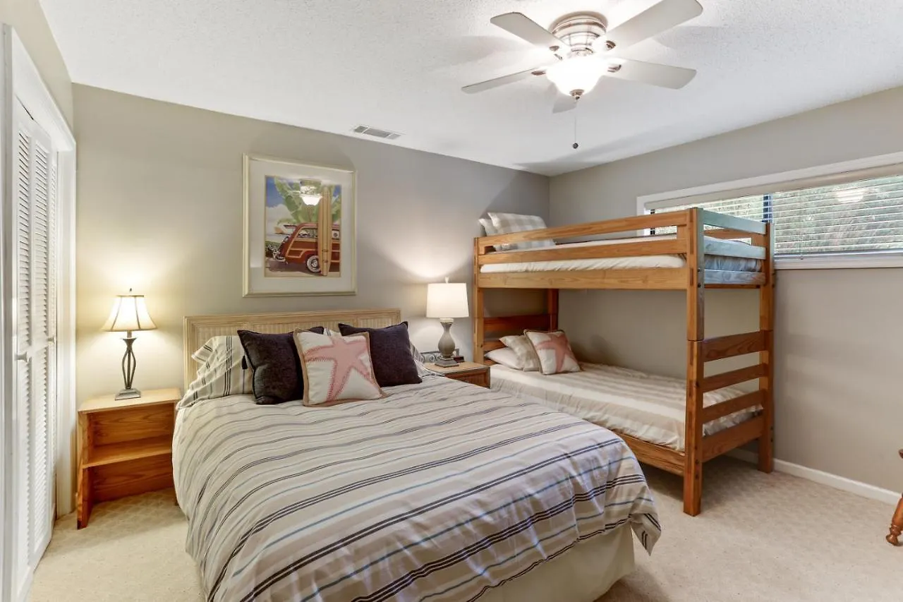26 Wagon Rd Hilton Head Island