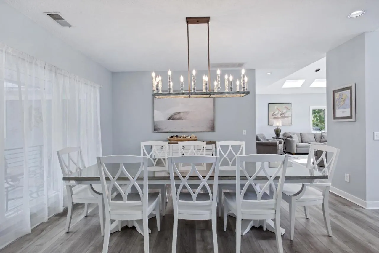 31 Sea Lane *