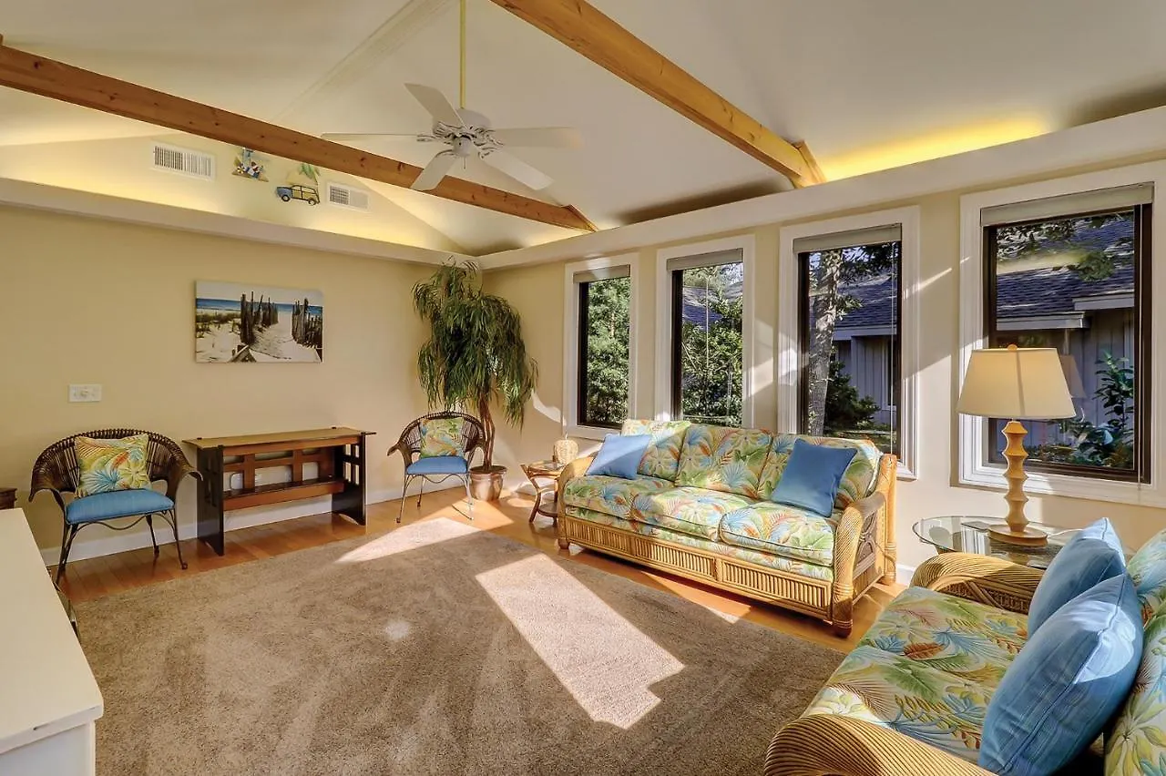 6 Cockle Court Holiday home