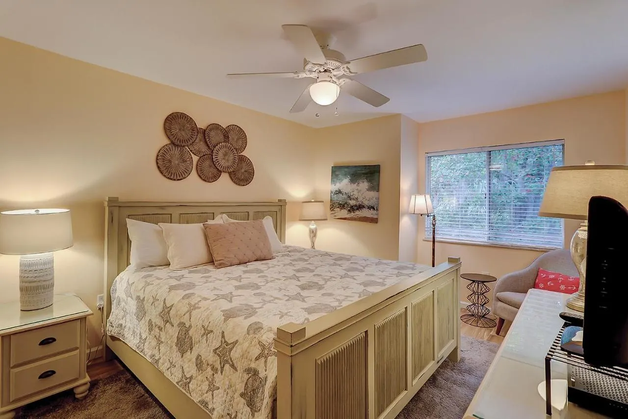 Villa 708 Barrington Park *