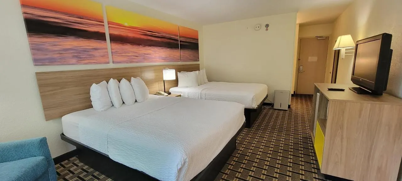 Hotel Carolina A Days By Wyndham 3*