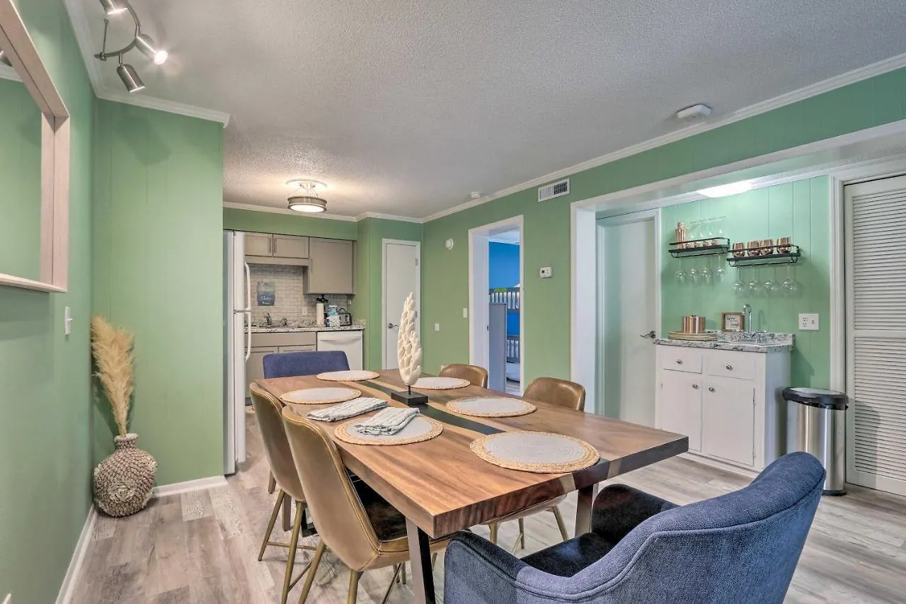 Apartment Convenient With Pool! Hilton Head Island