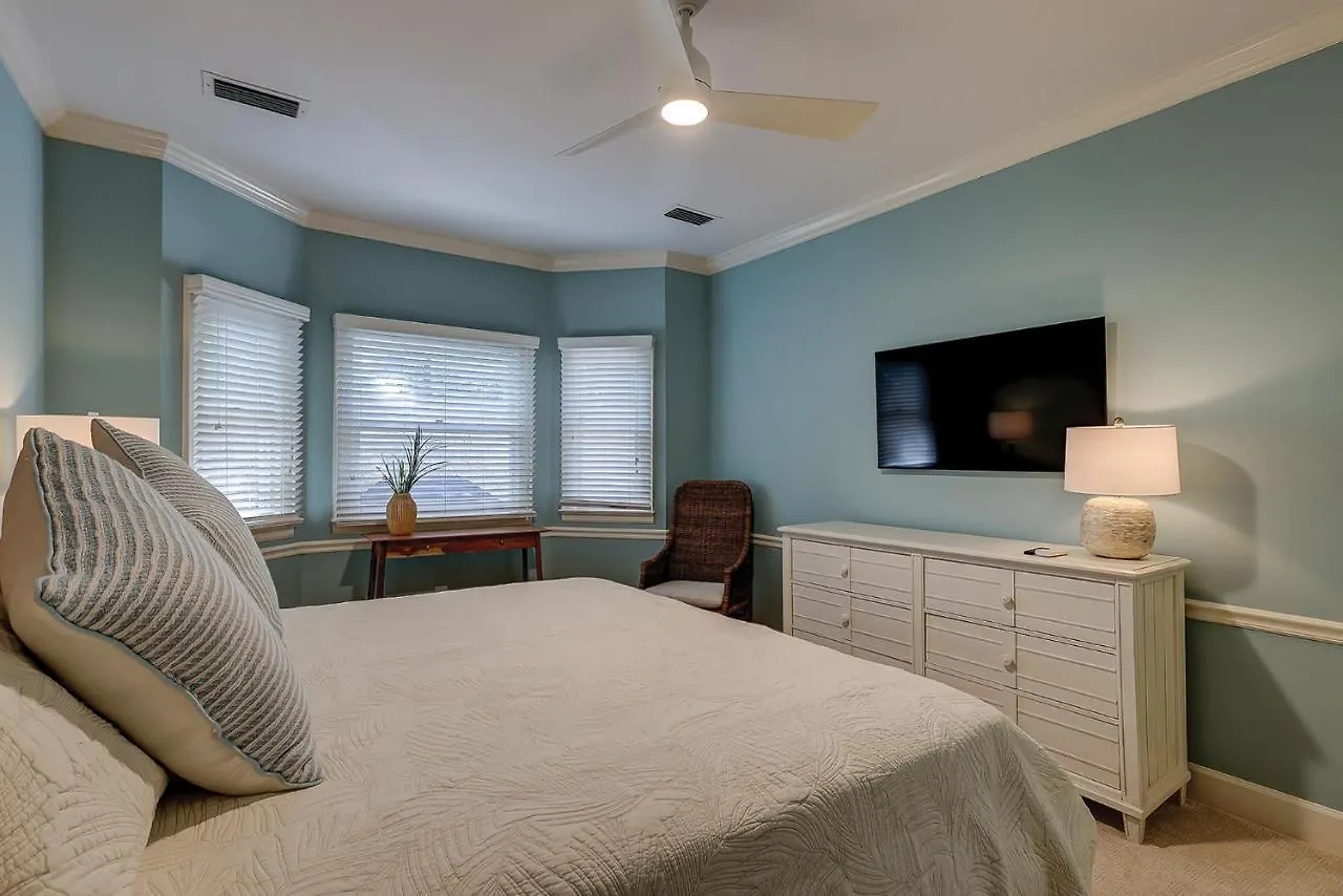 118 Devonshire 3 Bedroom Port Royal