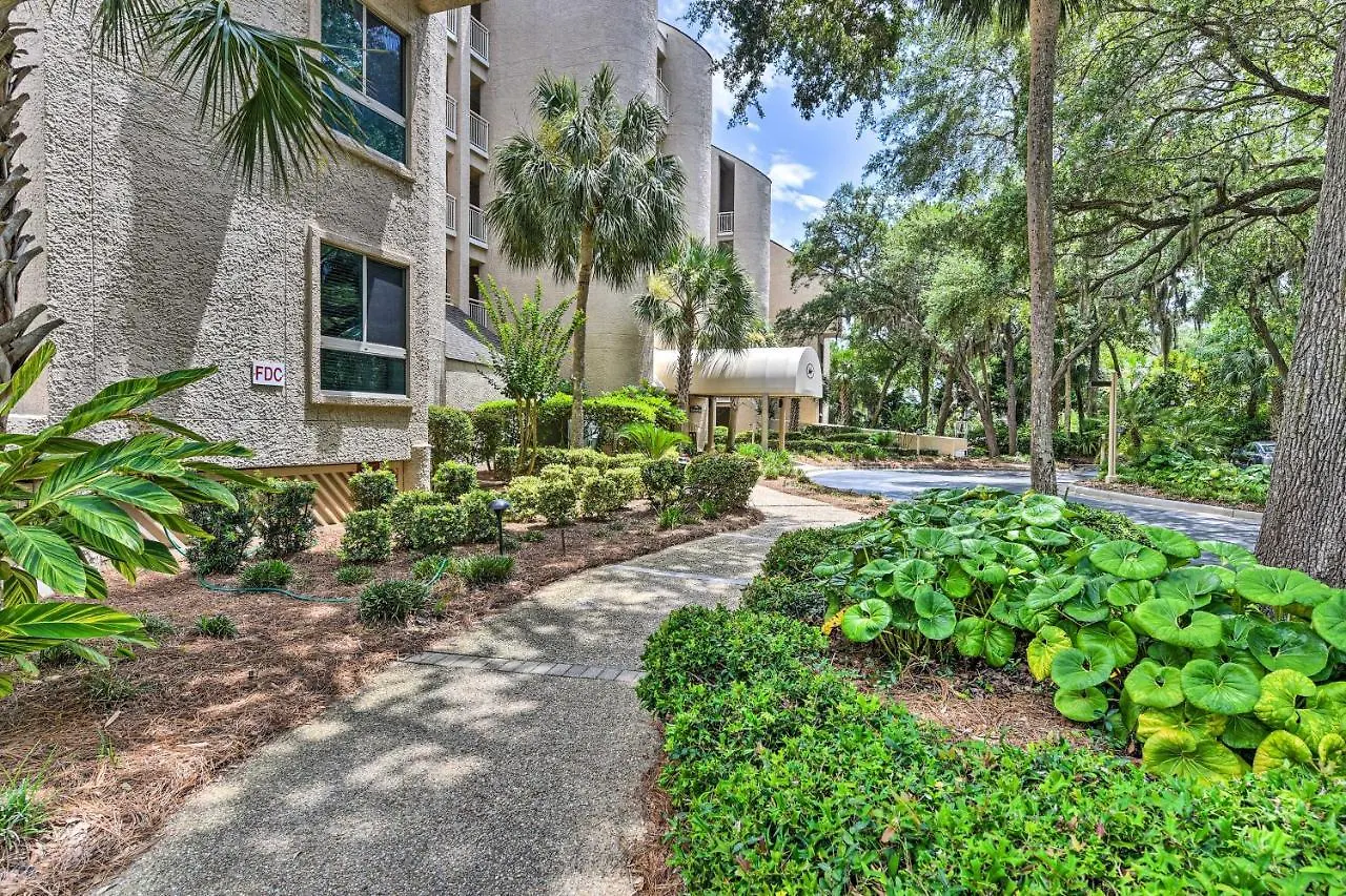 Palmetto Dunes With Views Steps To Beach!