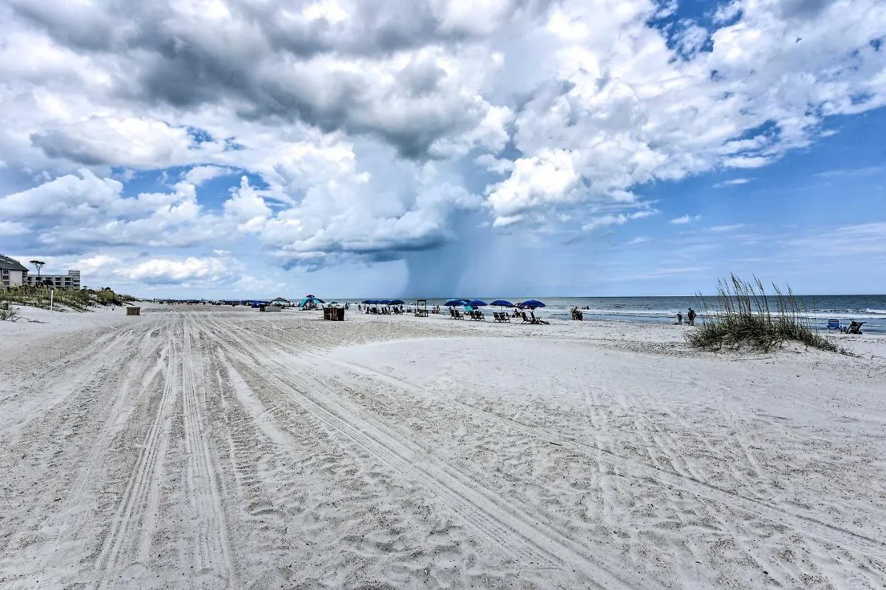 빌라 Palmetto Dunes With Views Steps To Beach!