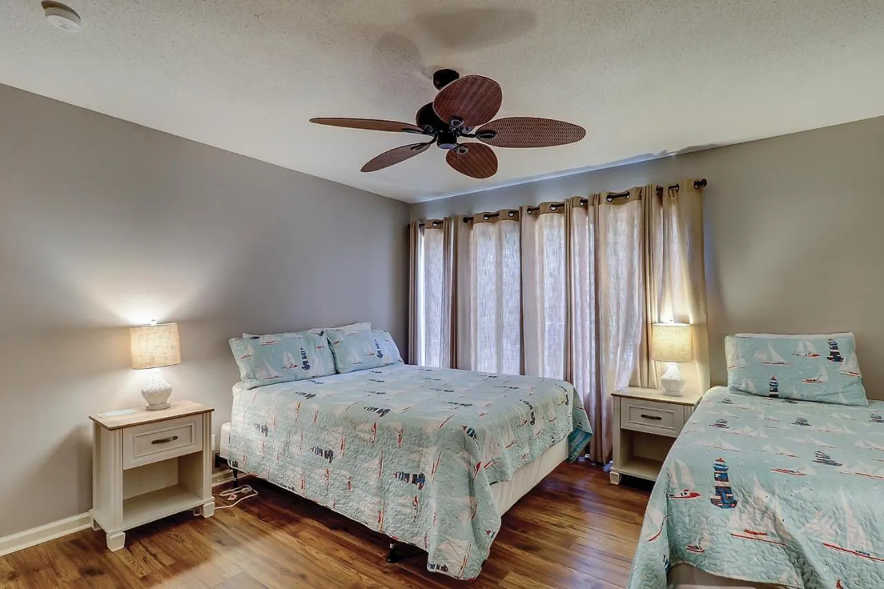 161 Beachwalk 2 Bedroom Near Ocean Shipyard Holiday home Hilton Head Island