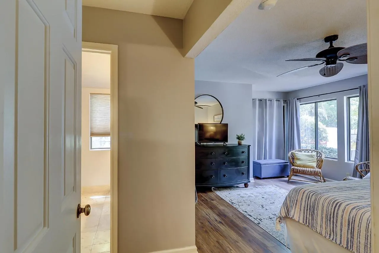 161 Beachwalk 2 Bedroom Near Ocean Shipyard Hilton Head Island