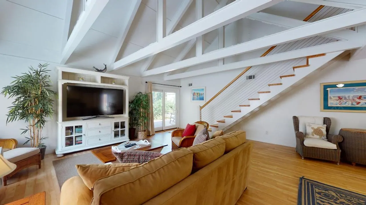 Vila 762 Queens Grant