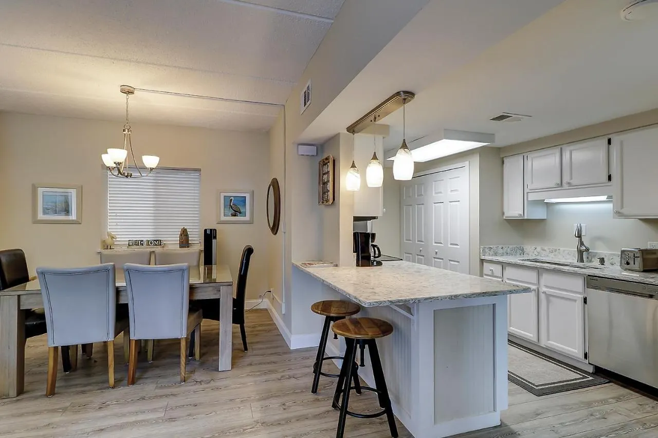 210 Forest Hilton Head *