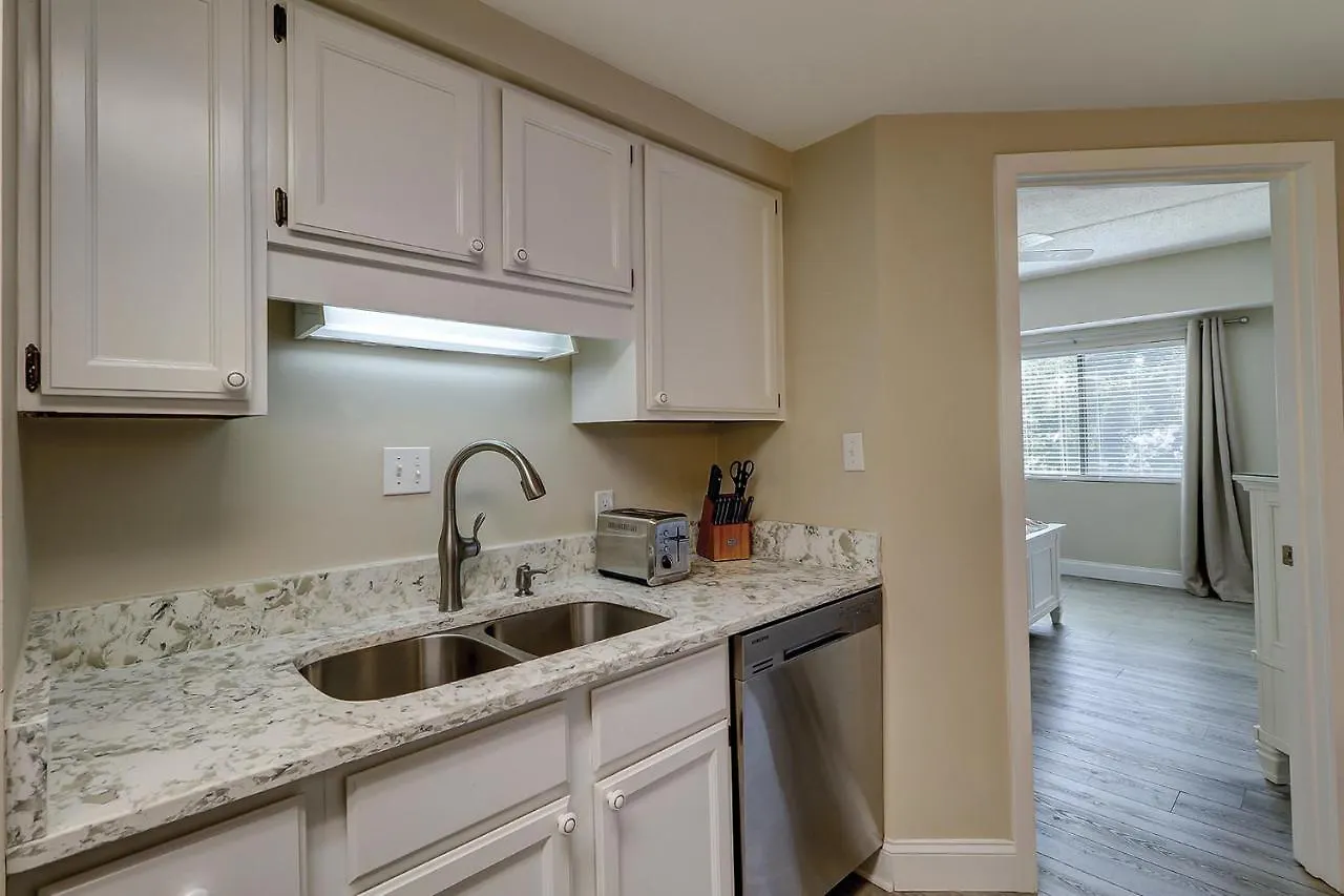210 Forest Hilton Head *
