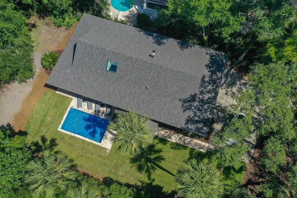Holiday home Luxury House - 2min Walk To - Private Pool - Group & Dog Friendly Hilton Head Island