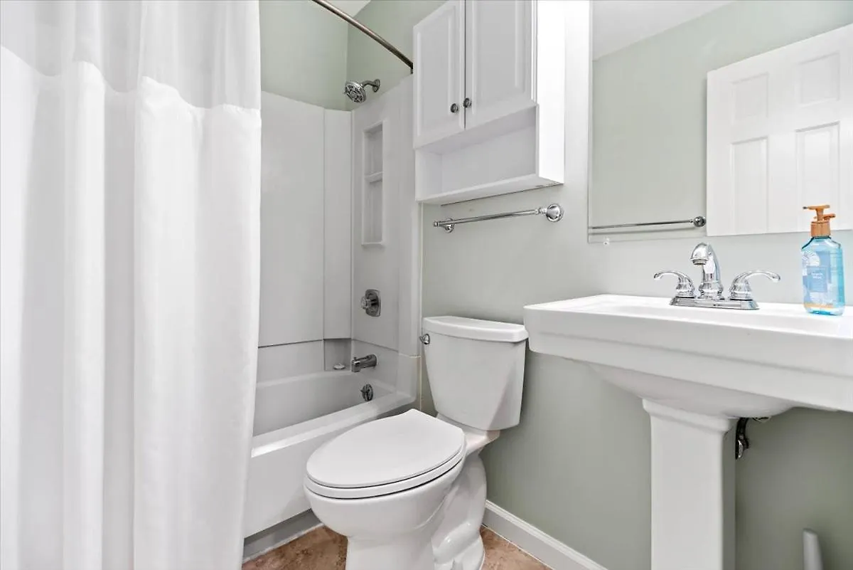 Apartment Fiddlers Cove 7l