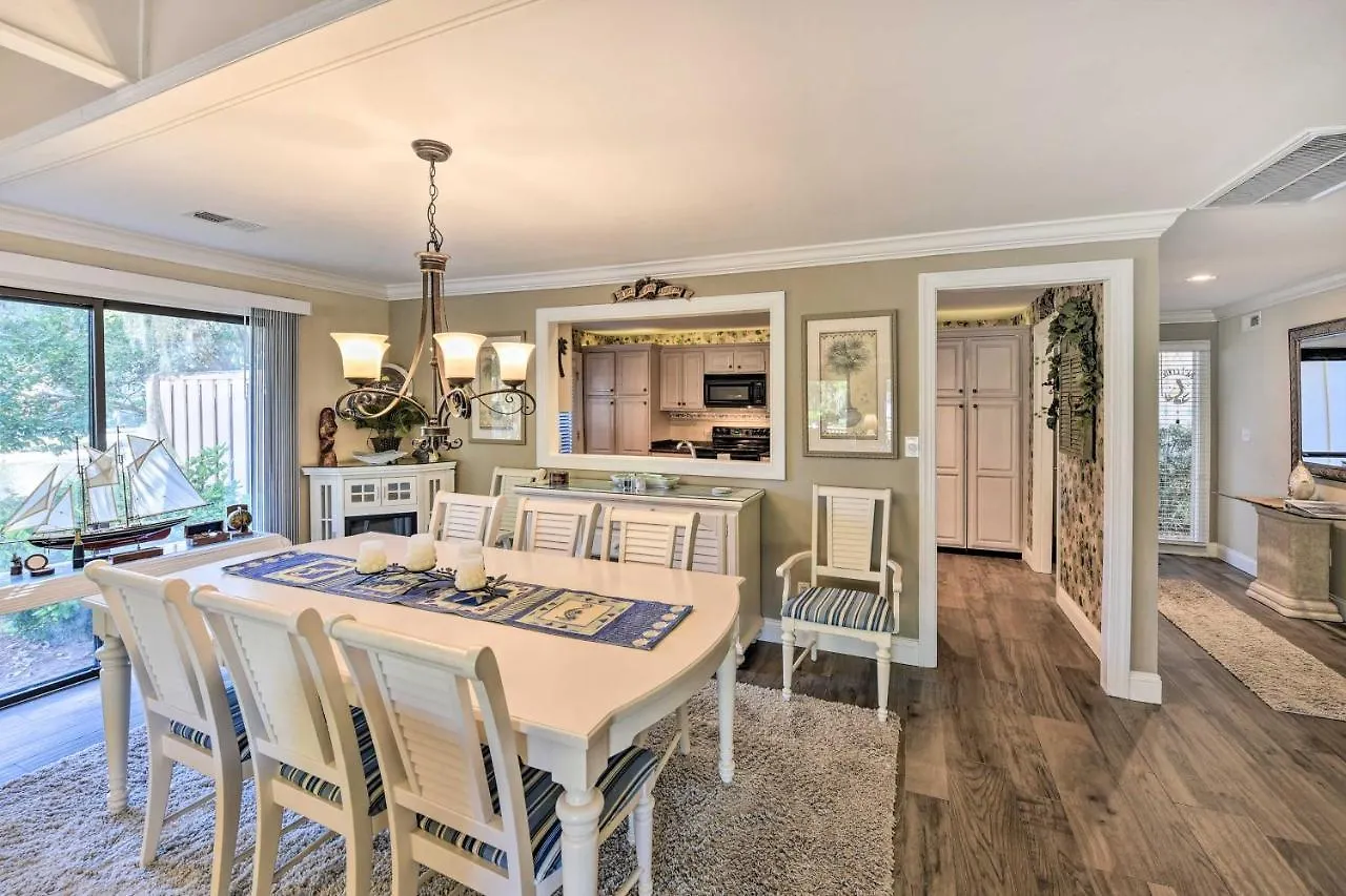Palmetto Dunes With Deck And Lagoon Views! *