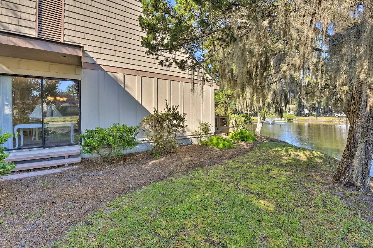 Palmetto Dunes With Deck And Lagoon Views!