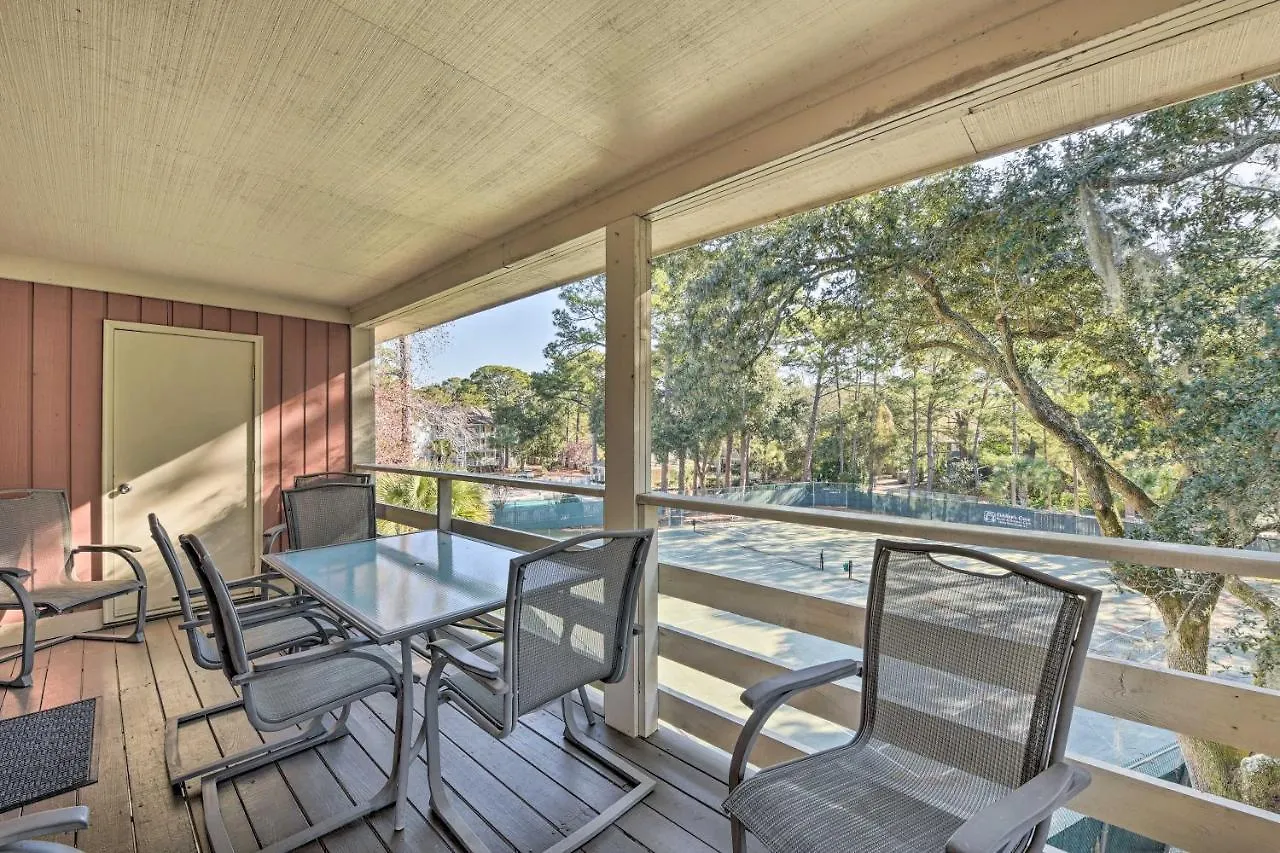 With 2 Pools And Hot Tub! Apartment Hilton Head Island