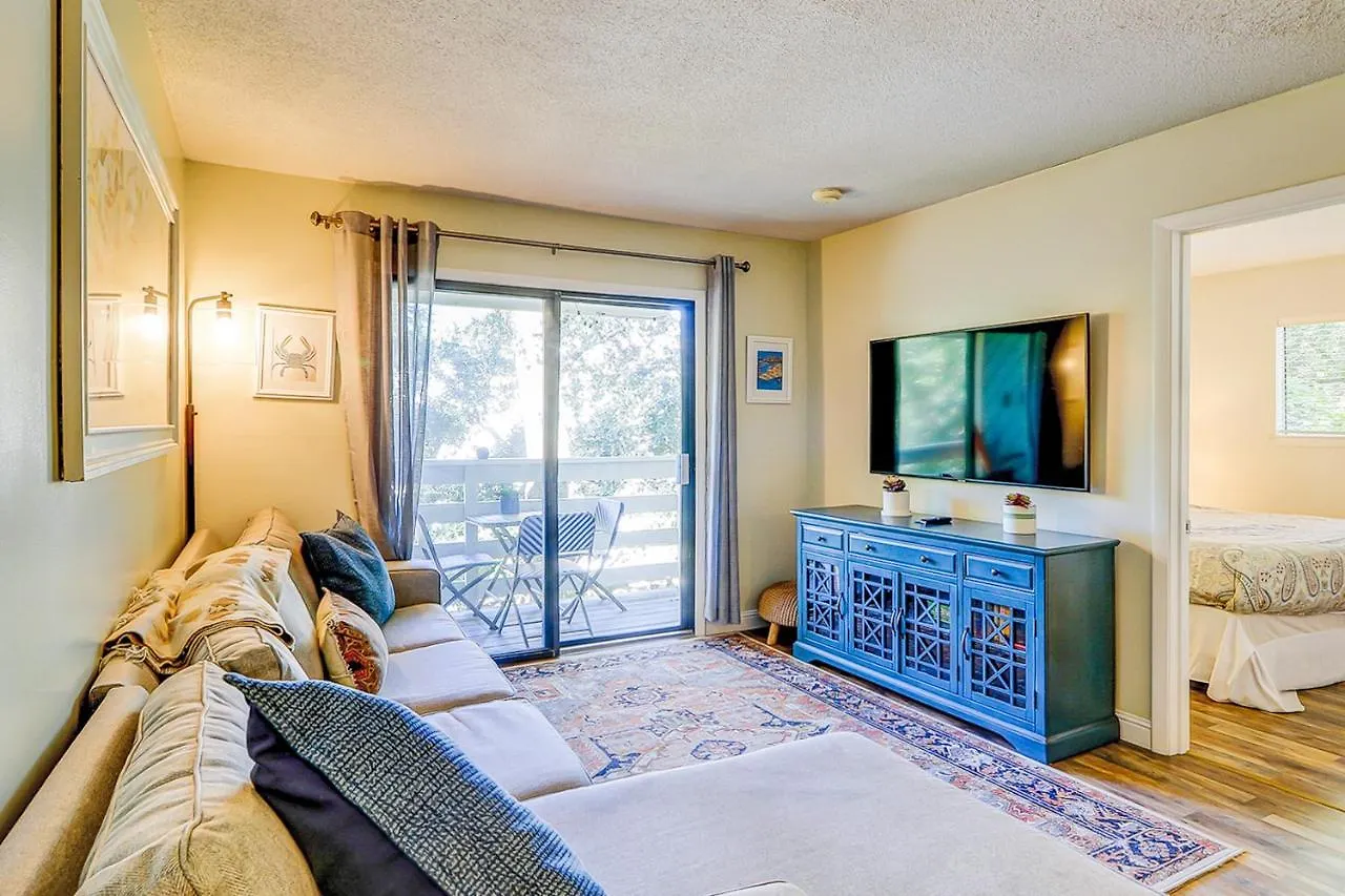Apartment Fiddlers Cove 16l *