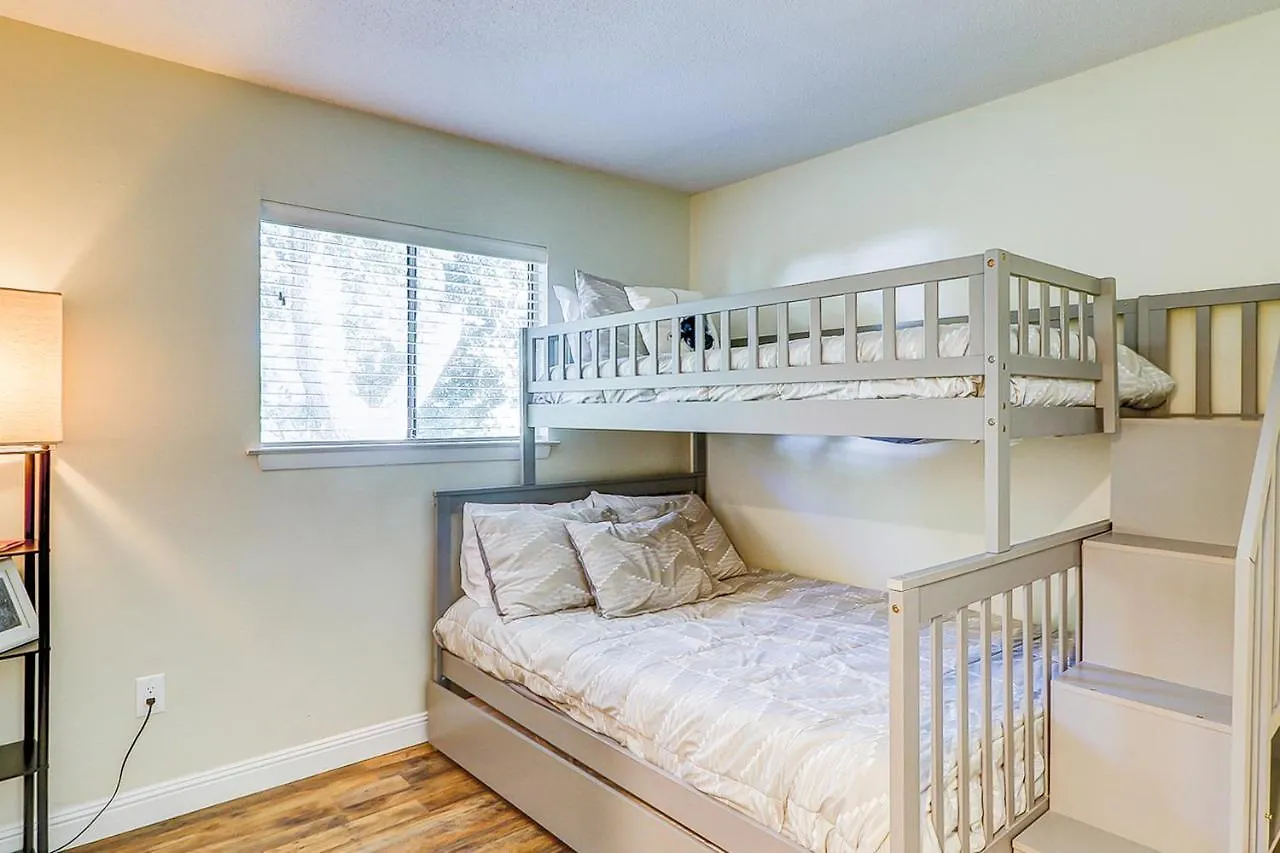 Fiddlers Cove 16l Apartment