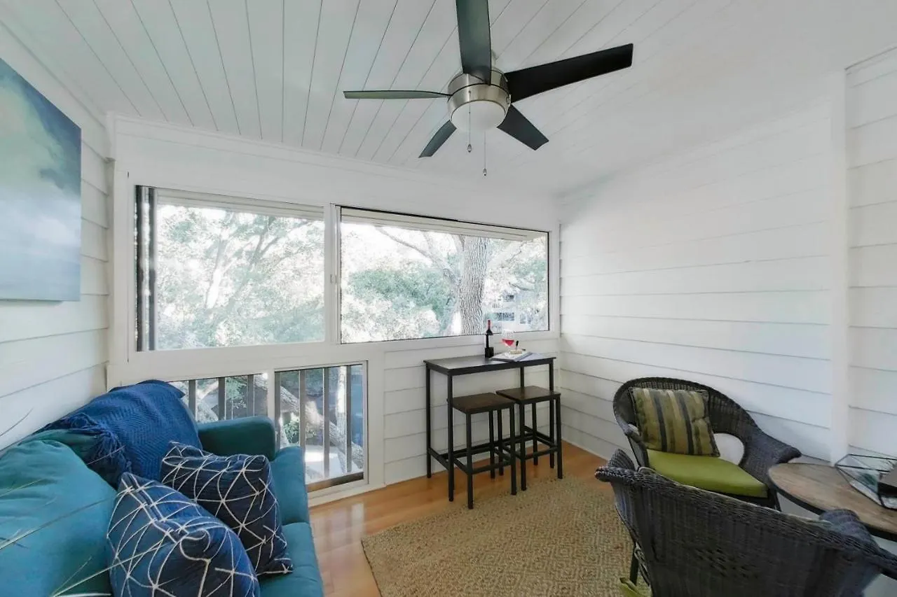 Bijou De La Beach Apartment