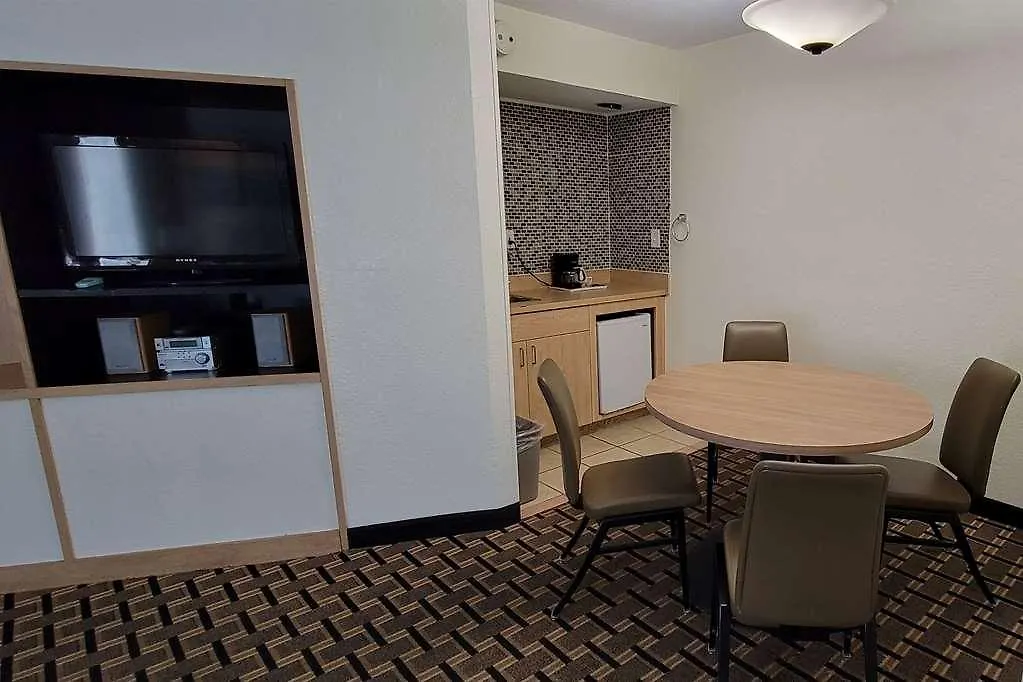 Carolina A Days By Wyndham Hotel 3*