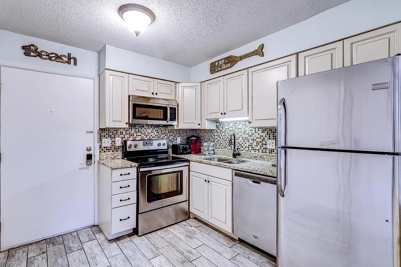 Fiddlers Cove 18b
