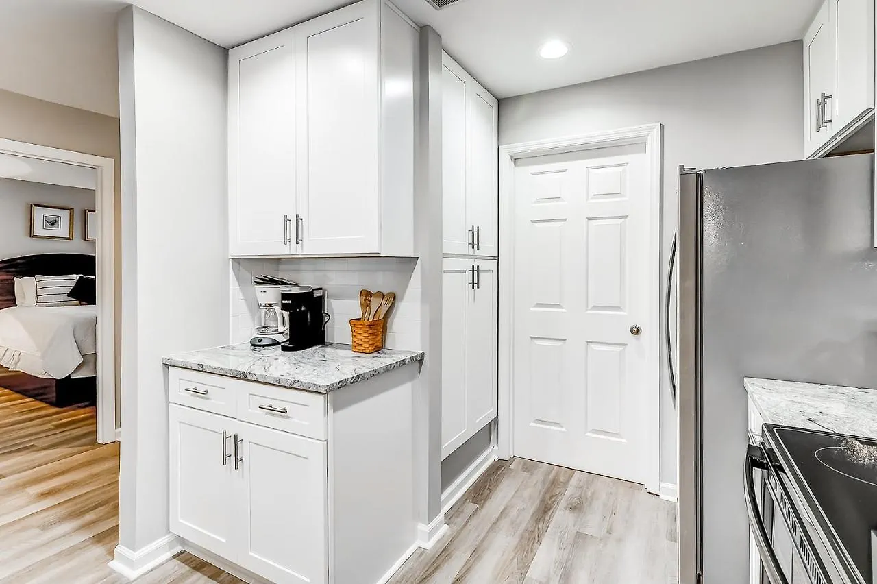 Apartment Colonnade Club 158