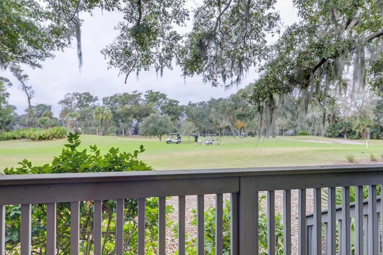 16 Hickory Cove
