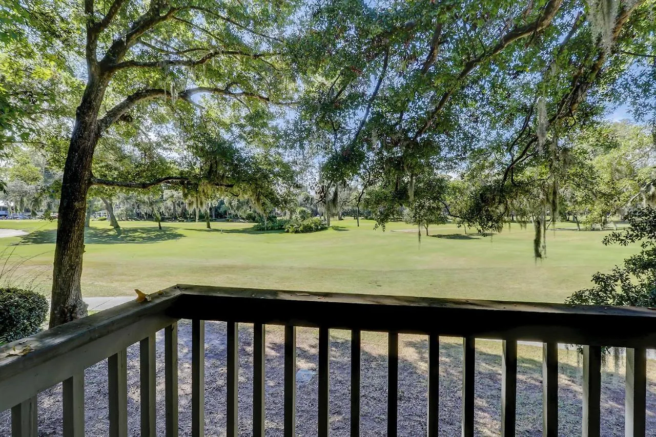 16 Hickory Cove