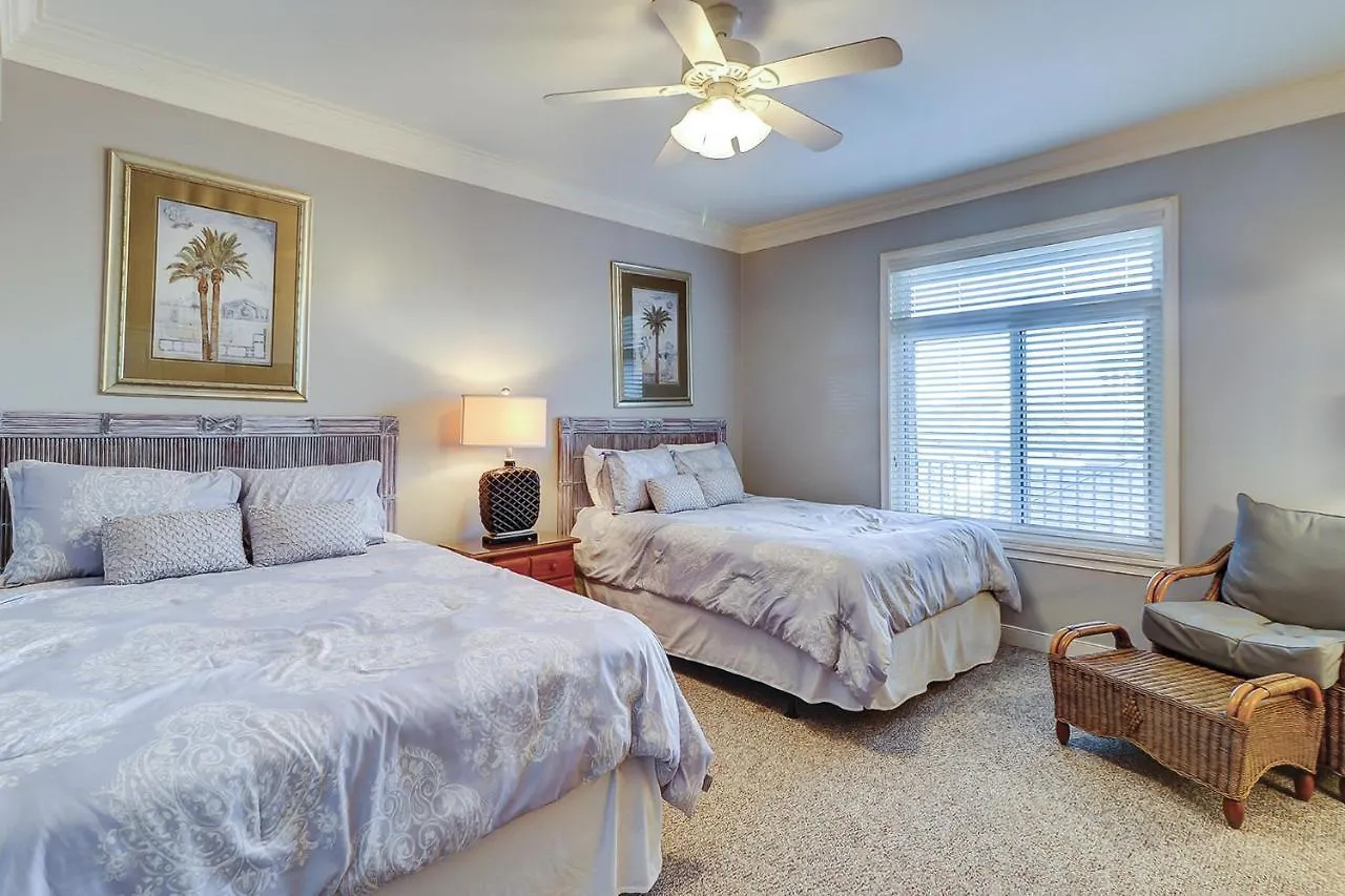 Seacrest - Unit Ph3 Holiday home *