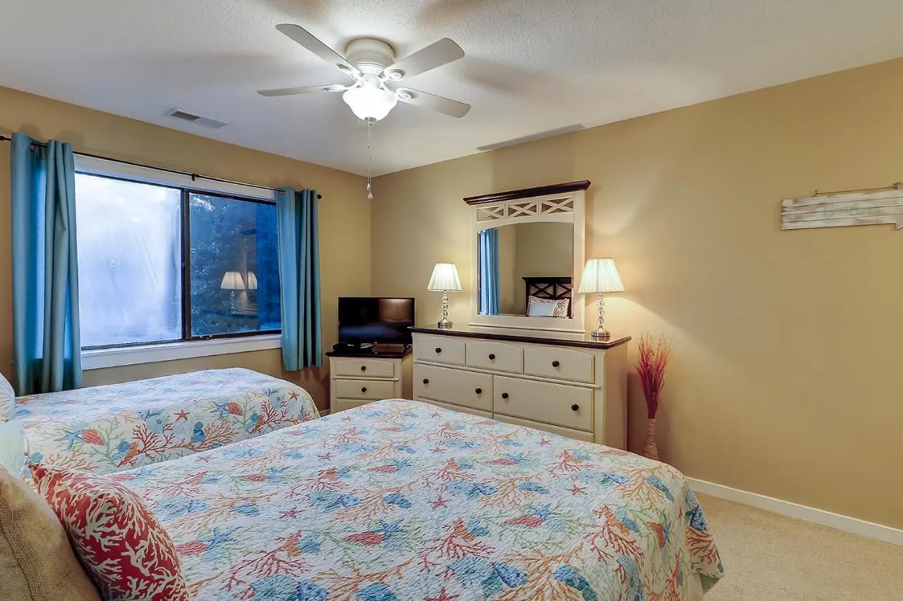 2372 Racquet Club 3 Bedroom Sea Pines Holiday home