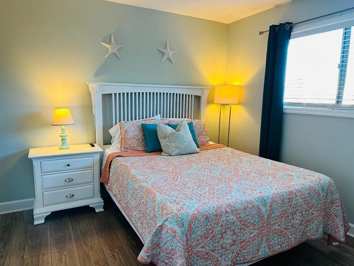 Apartment Family Getaway - Boardwalk To The Beach, 3 Pools, Tennis Hilton Head Island