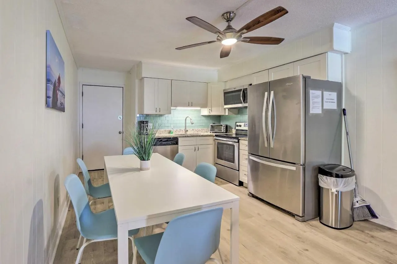 Apartment Hilton Head With Covered Balcony And Pool Access Hilton Head Island
