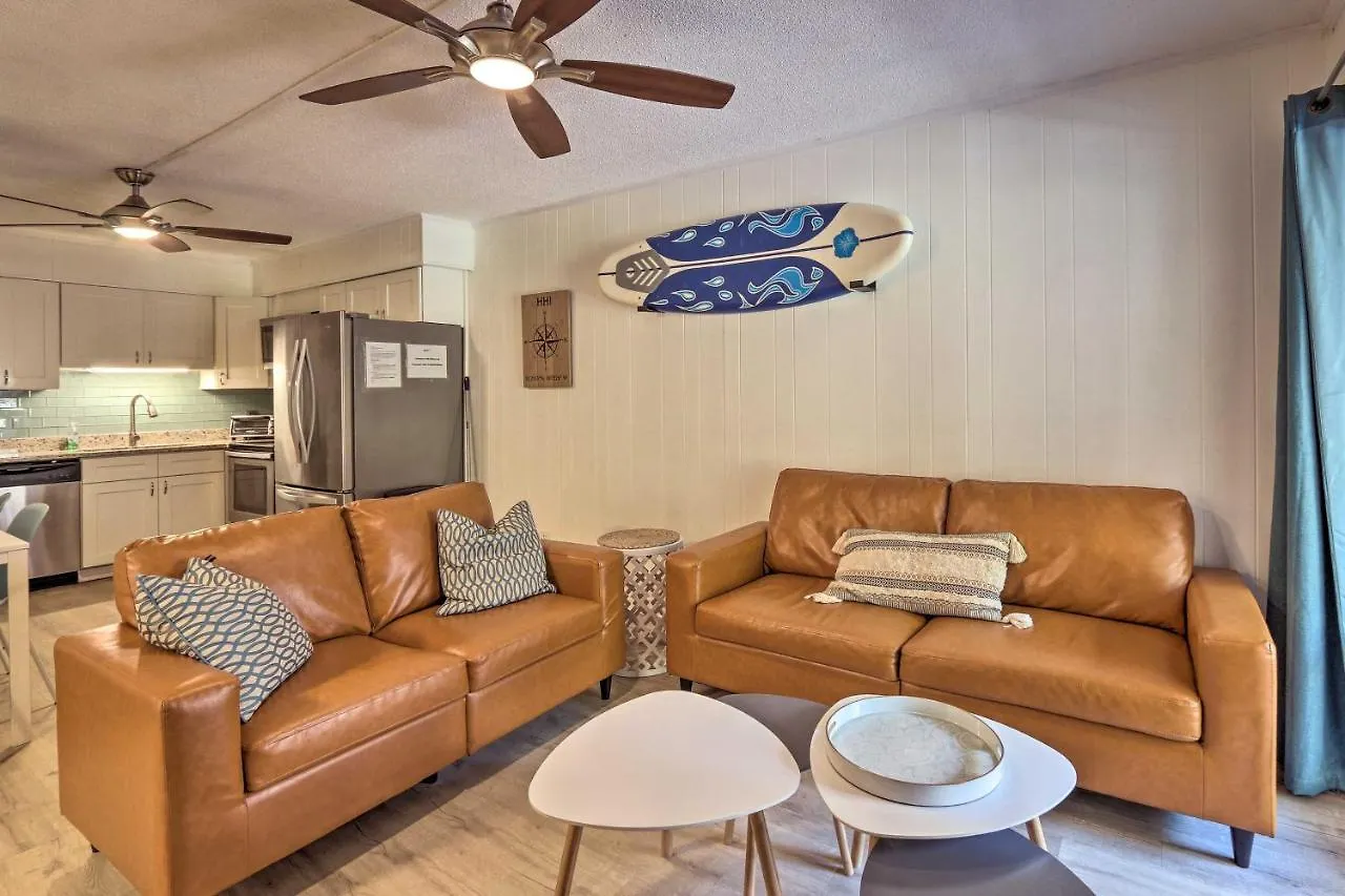 Apartment Hilton Head With Covered Balcony And Pool Access