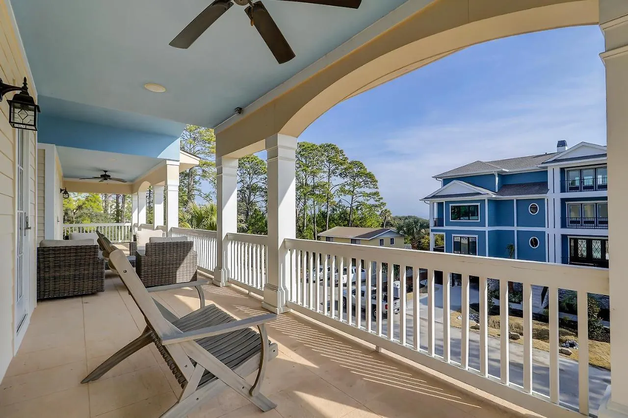7 Sea Front Holiday home *