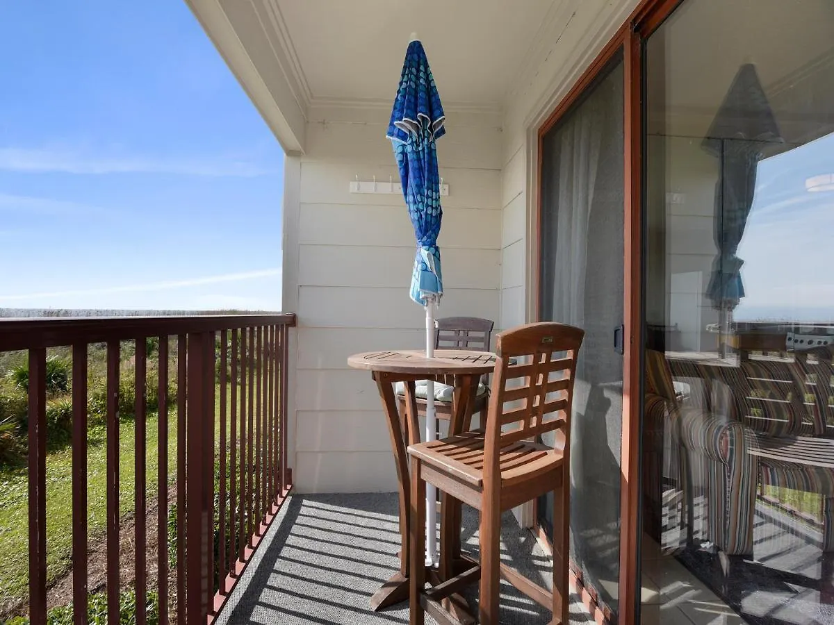 Apartment Hhbt Admirals Row 105 *