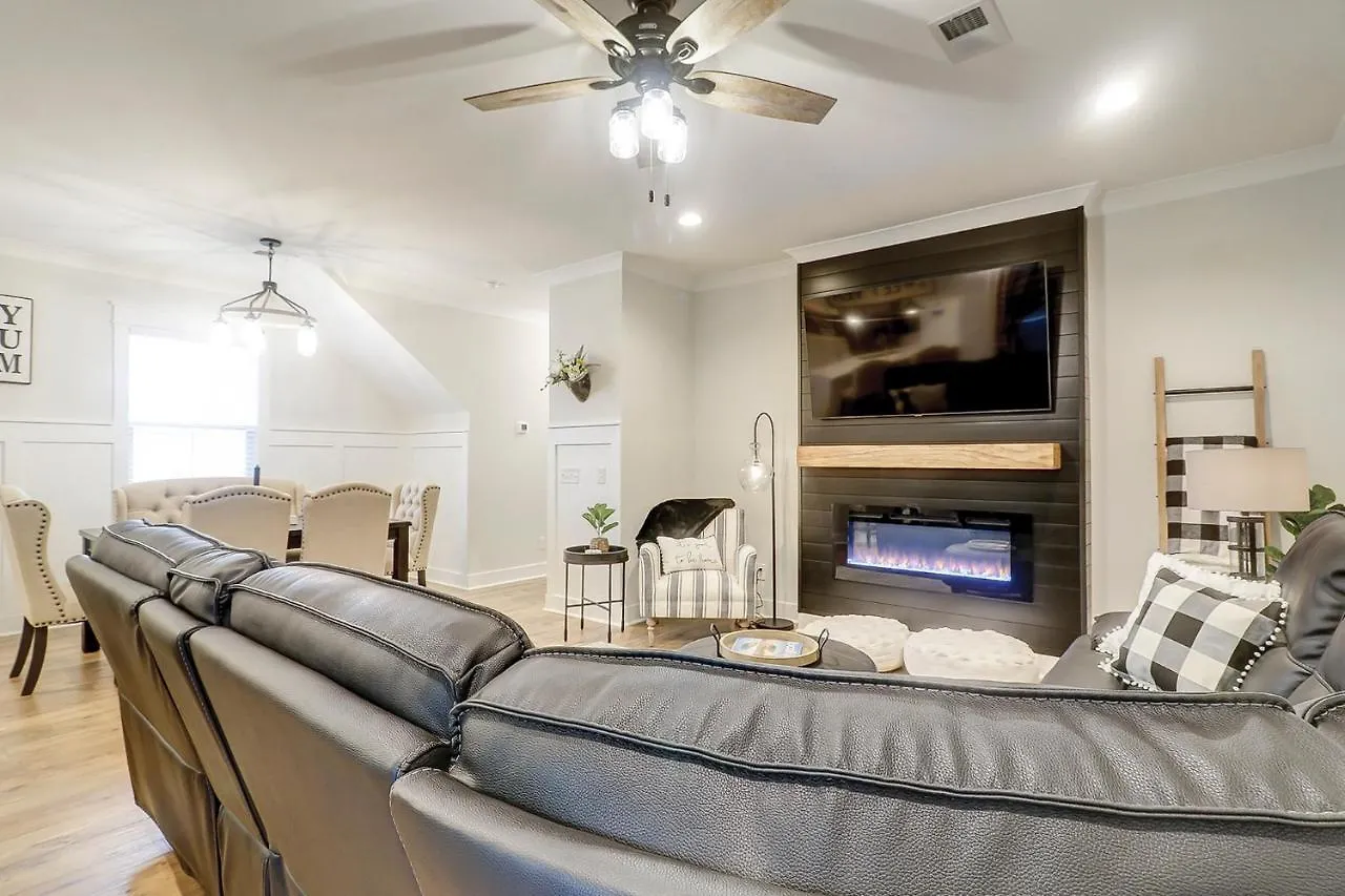 36 Pink 4 Bedroom Luxury * Hilton Head Island