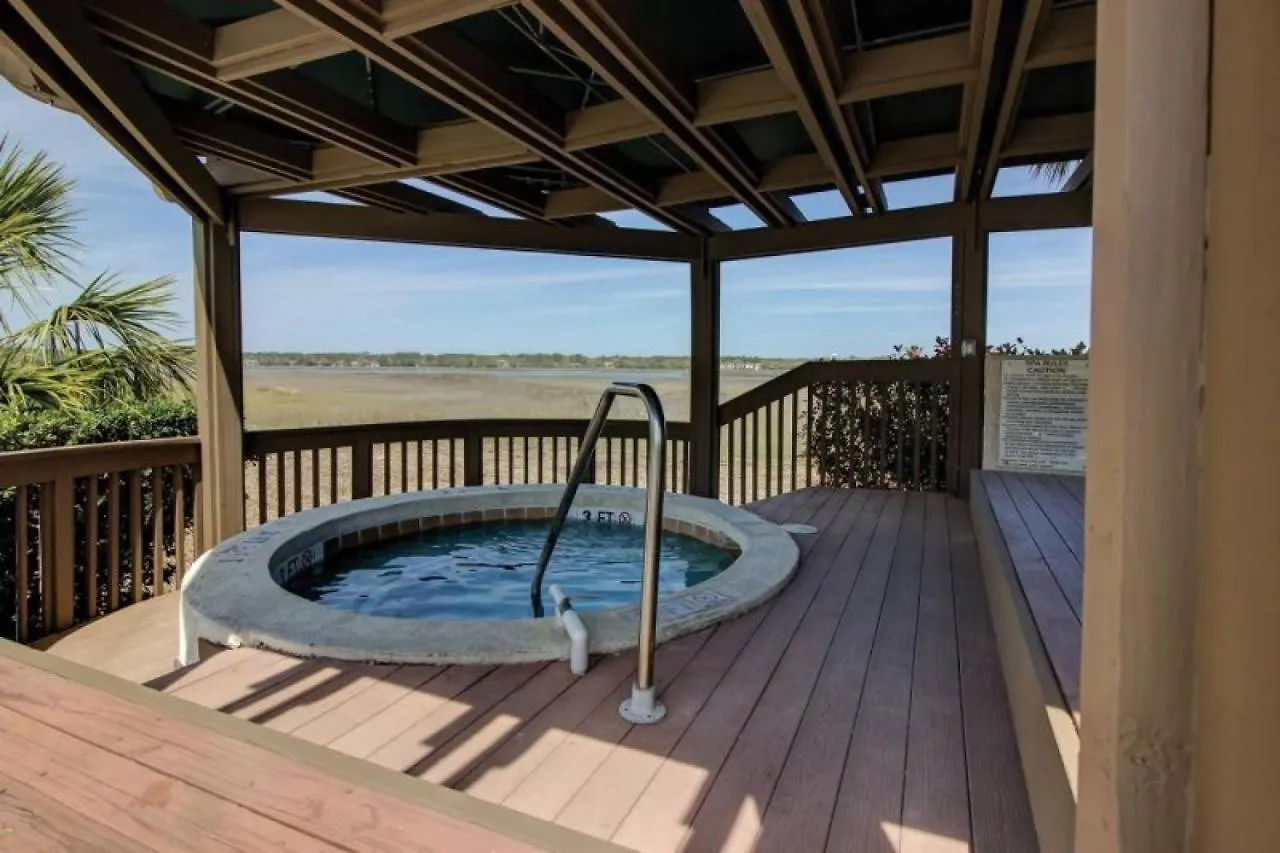 226 Captain's Quarters