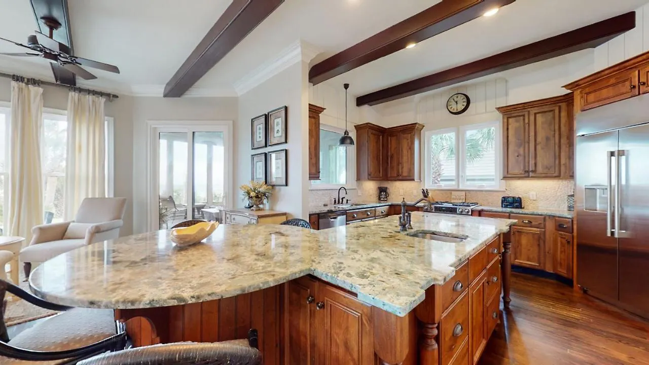 17 Brigantine * Hilton Head Island