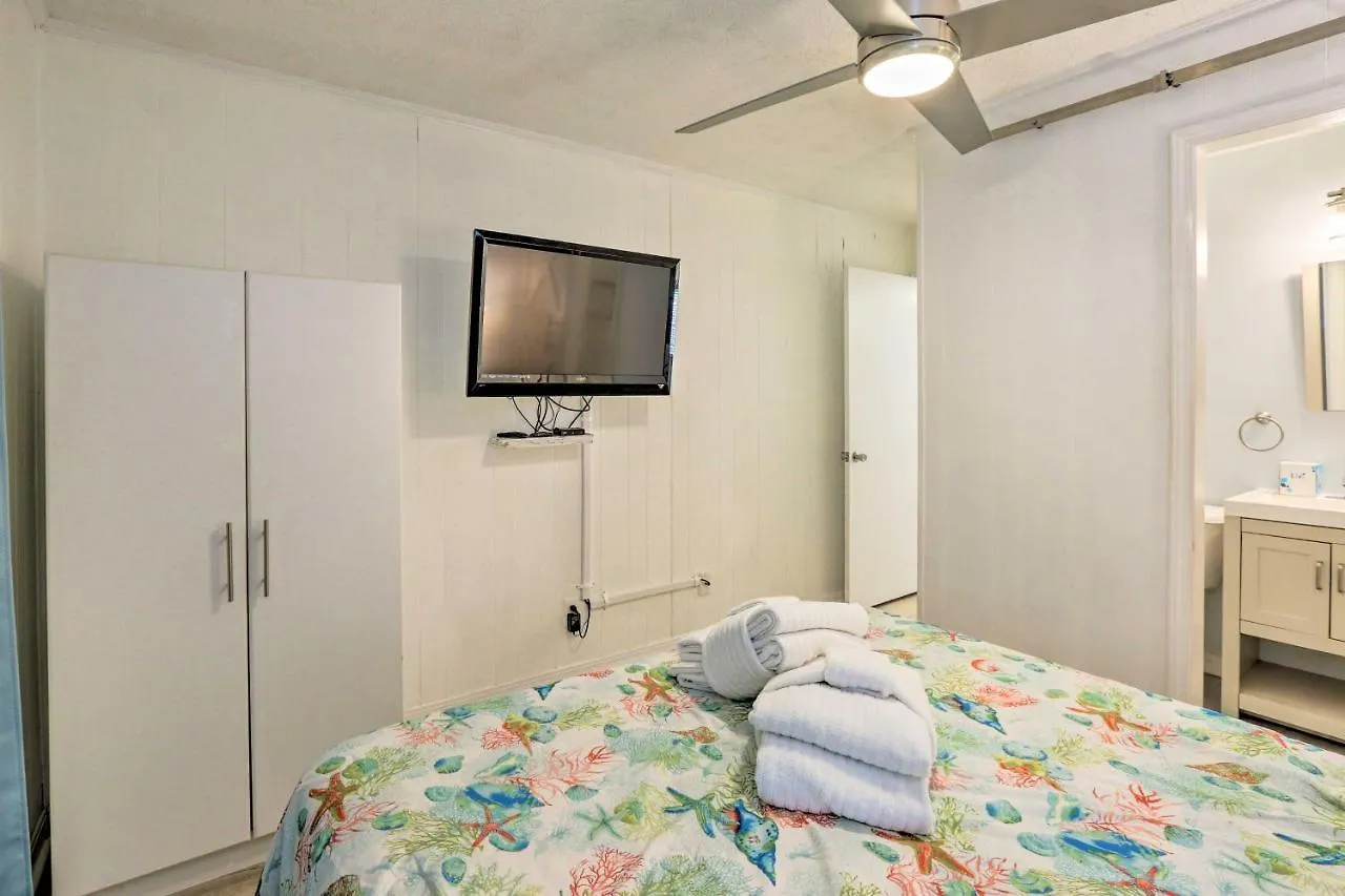 Hilton Head With Covered Balcony And Pool Access Apartment *