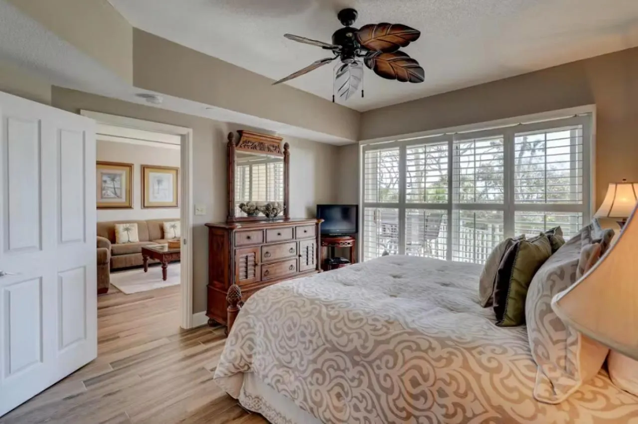110 Windsor Place * Hilton Head Island