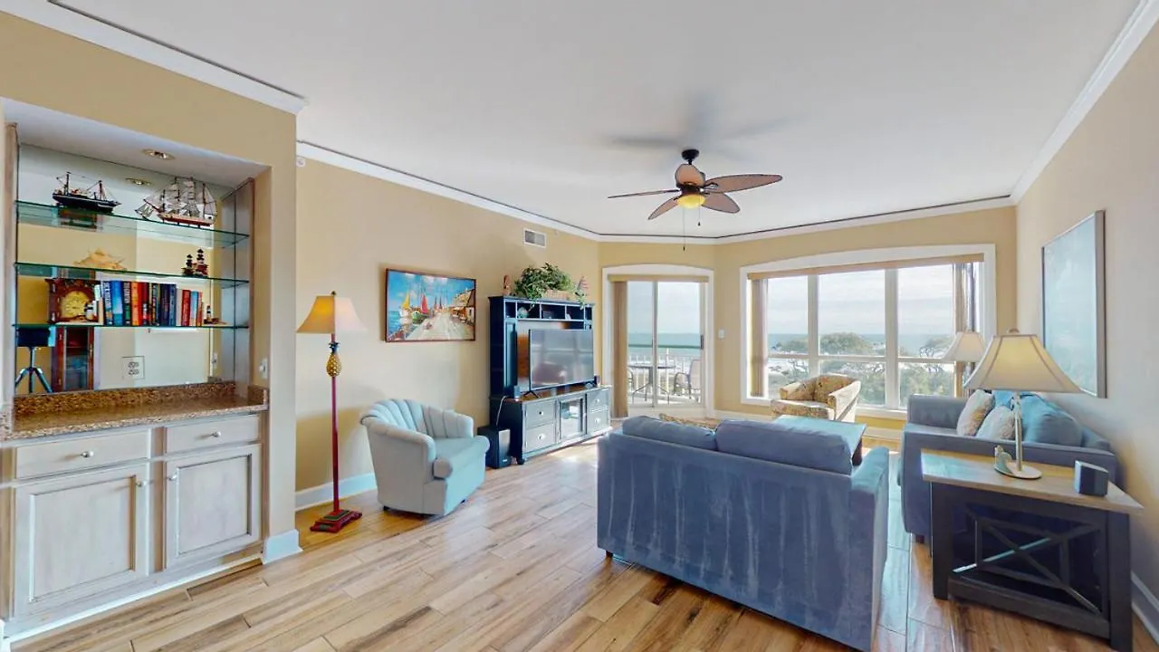 Villa 4505 Windsor Court North