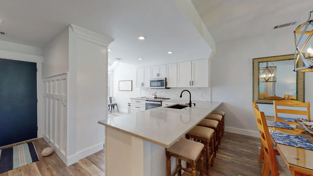 934 Inverness Village Villa *