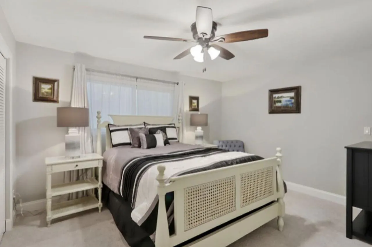679 Queens Grant Villa *