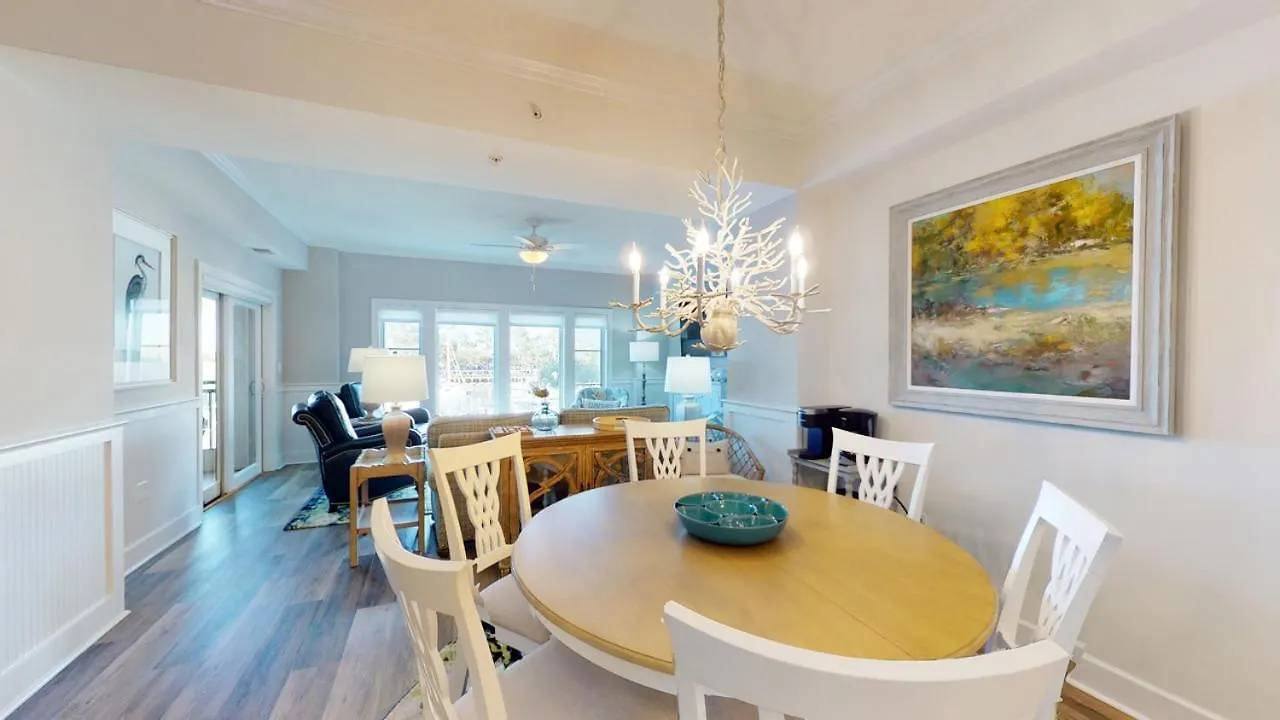 210 Mainsail Villa *