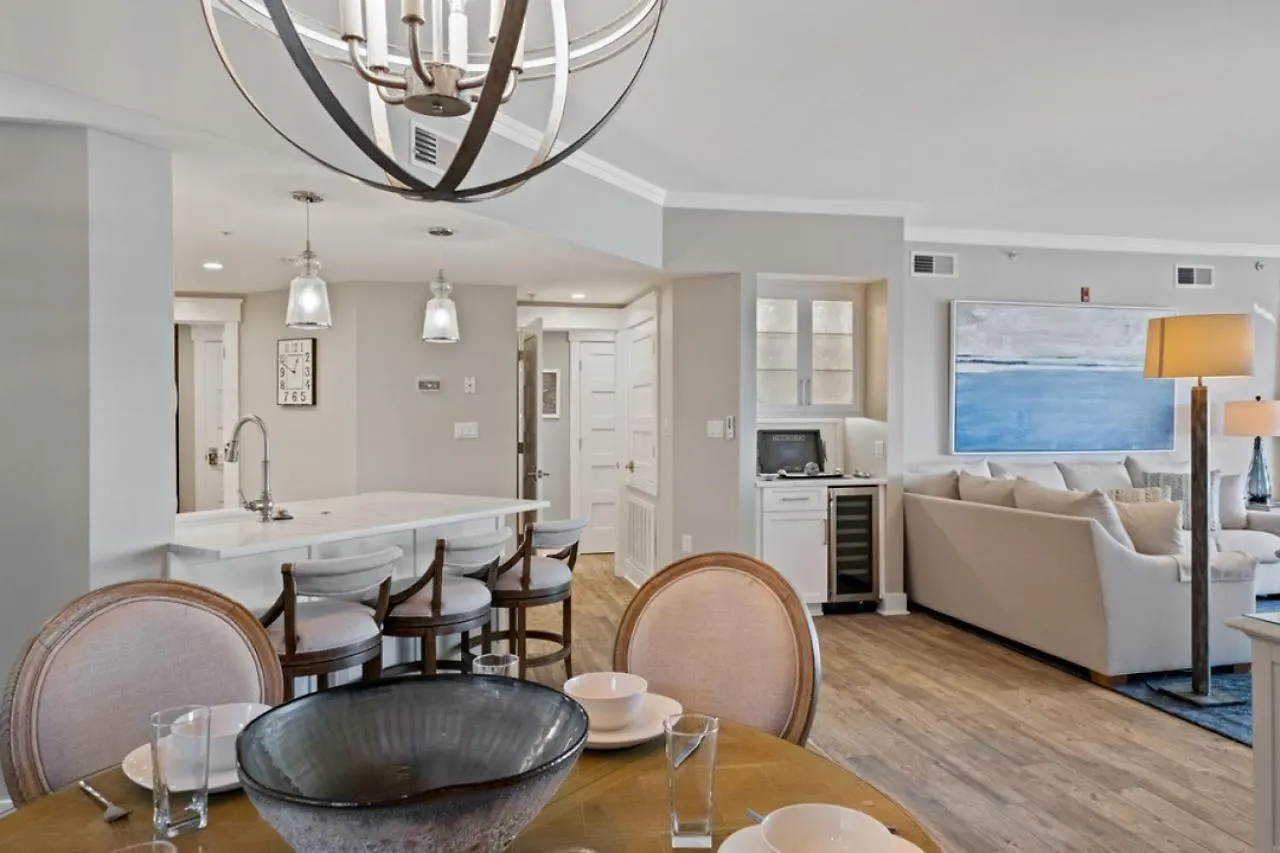6103 Hampton Place North *